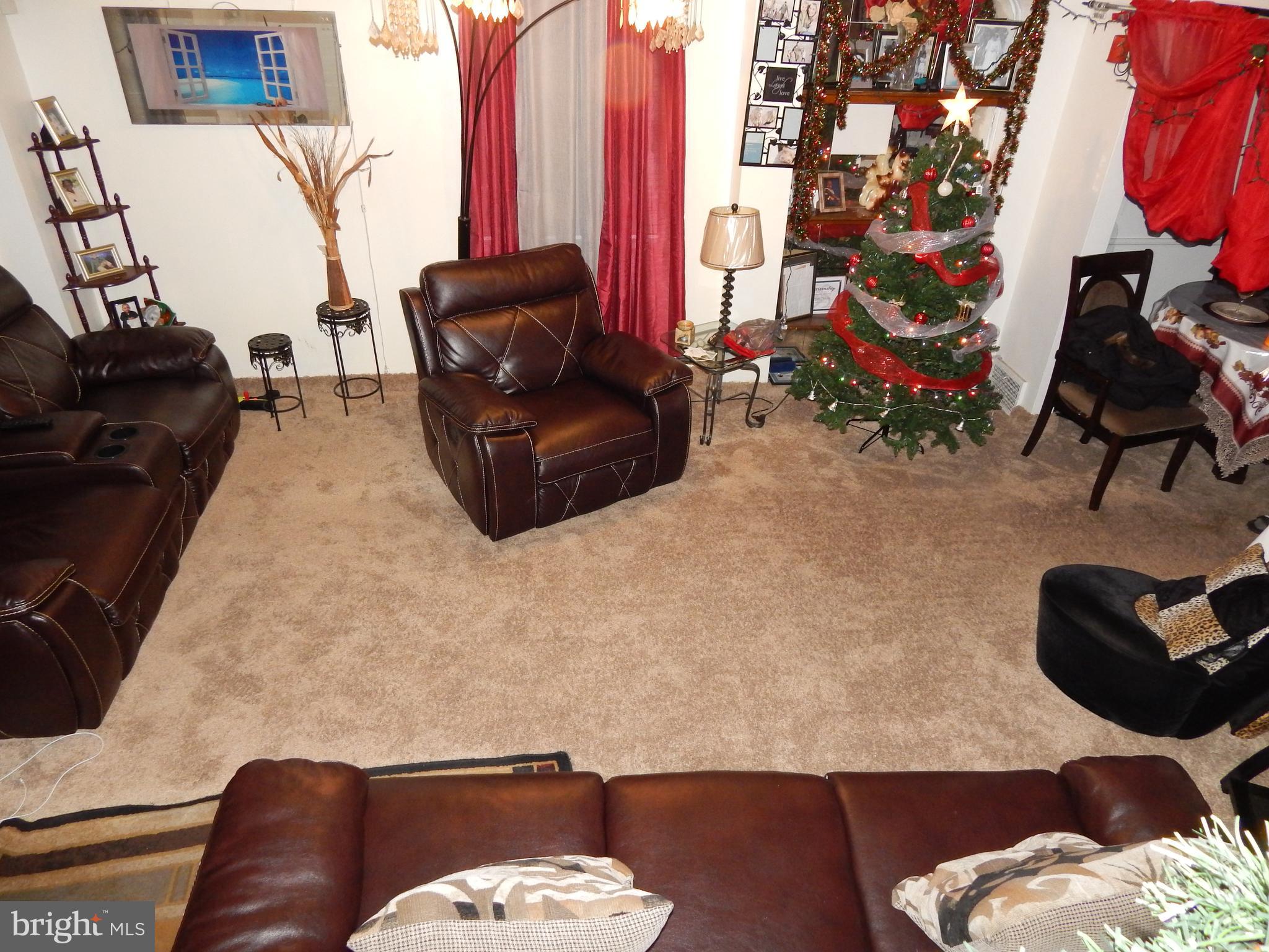 75 Springton Road Upper Darby, PA 19082 - Photo 2 of 34