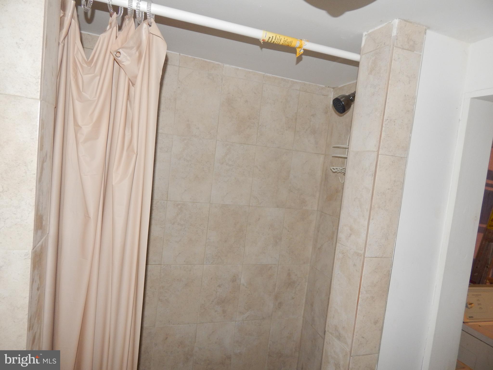 75 Springton Road Upper Darby, PA 19082 - Photo 11 of 34