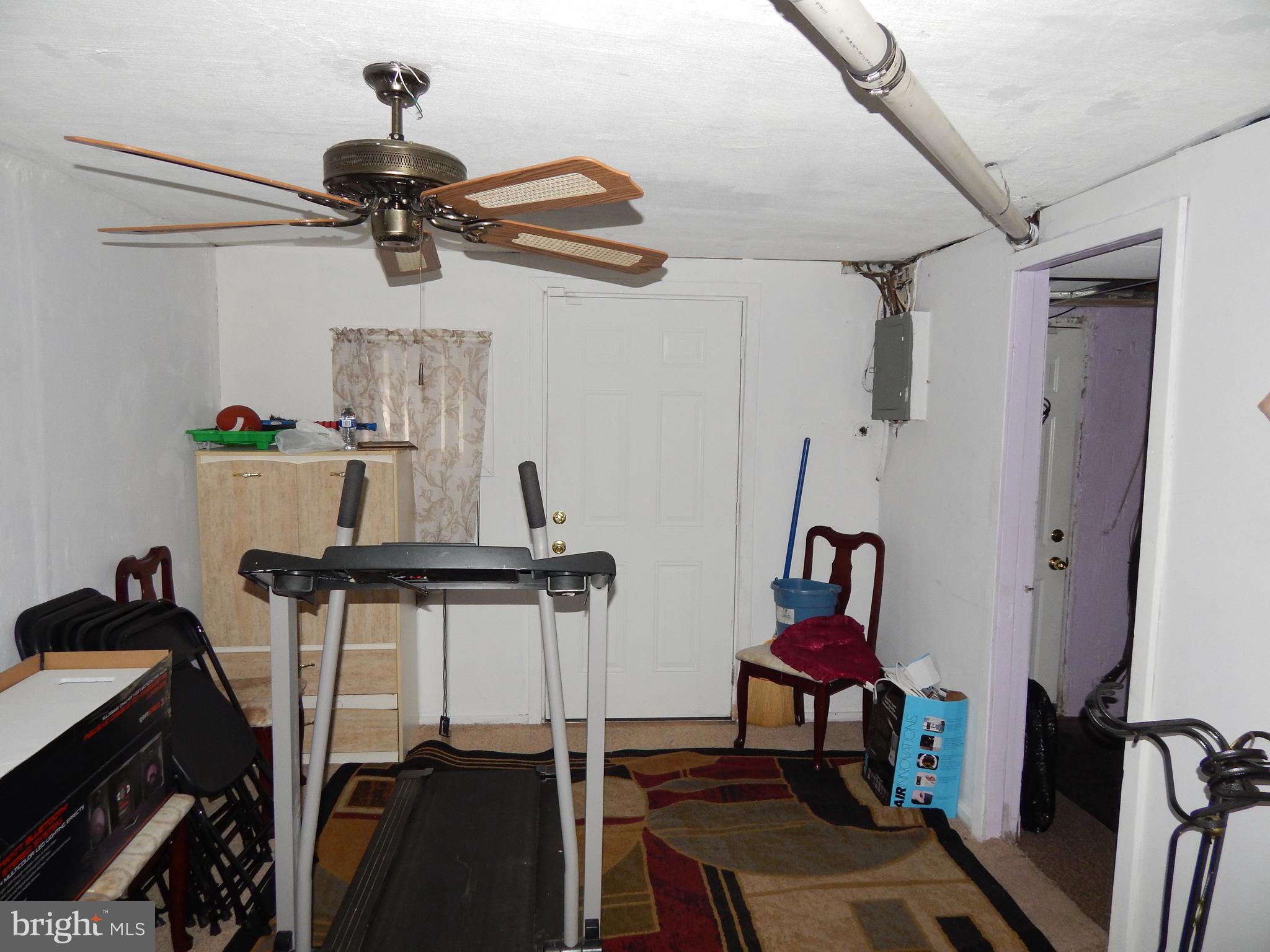 75 Springton Road Upper Darby, PA 19082 - Photo 14 of 34