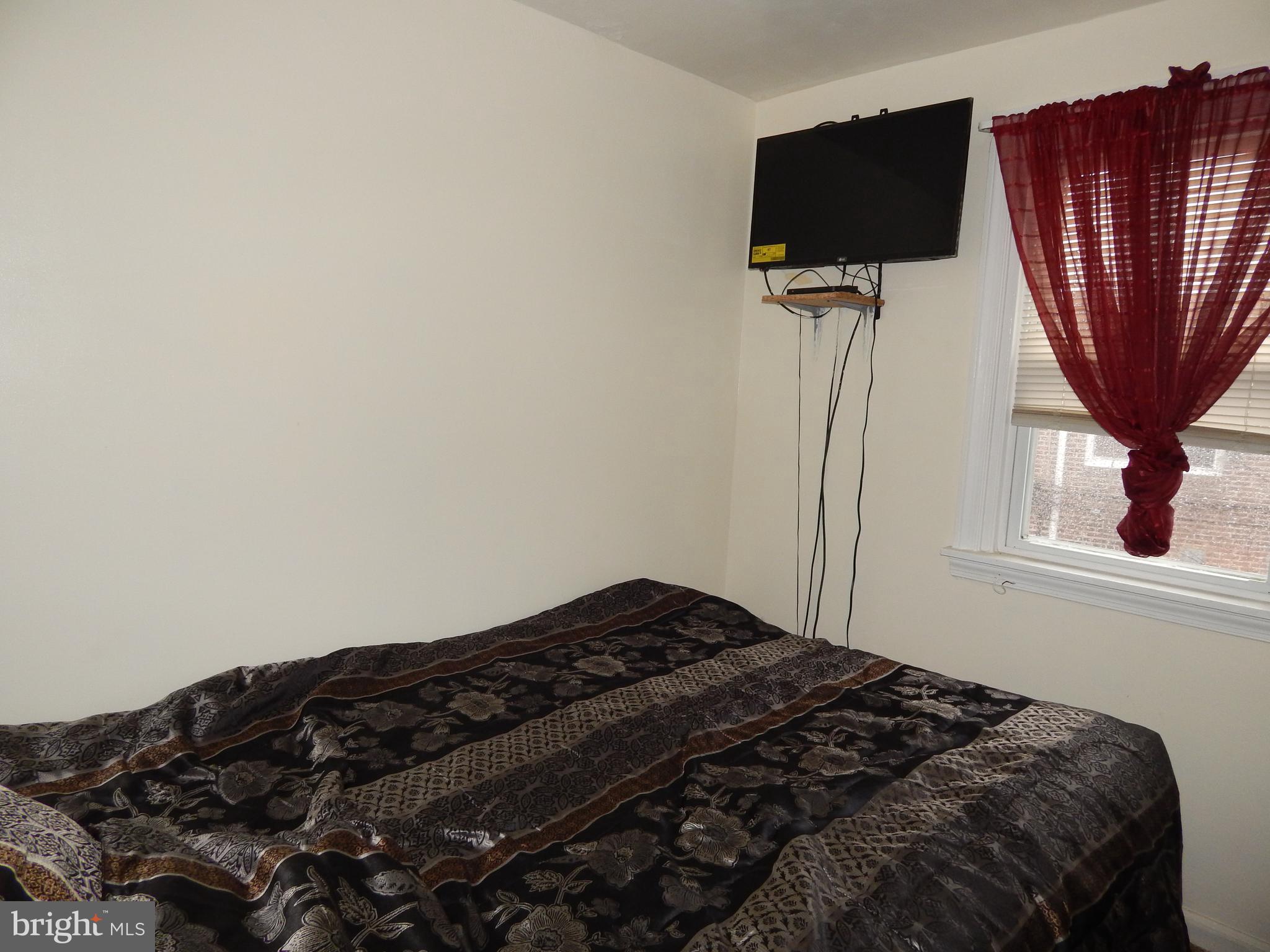75 Springton Road Upper Darby, PA 19082 - Photo 21 of 34