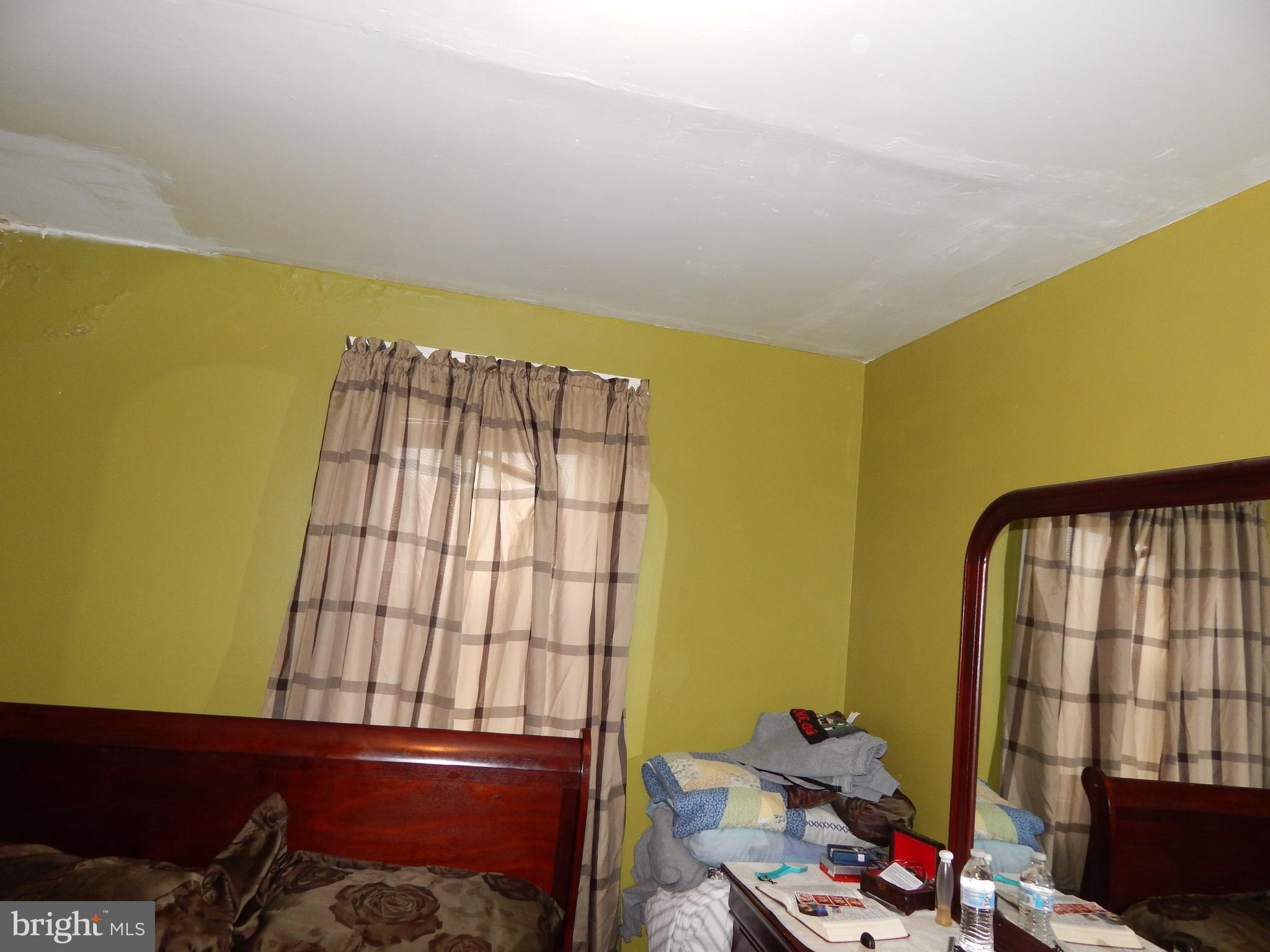 75 Springton Road Upper Darby, PA 19082 - Photo 27 of 34