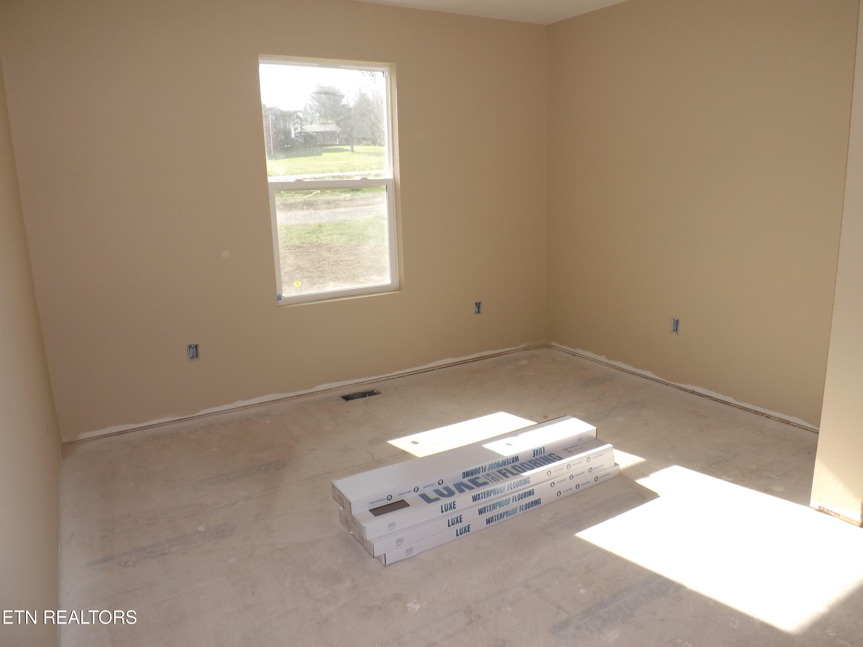 955 Shawanee Road Harrogate, TN 37752 - Photo 15 of 25 DSCF3840