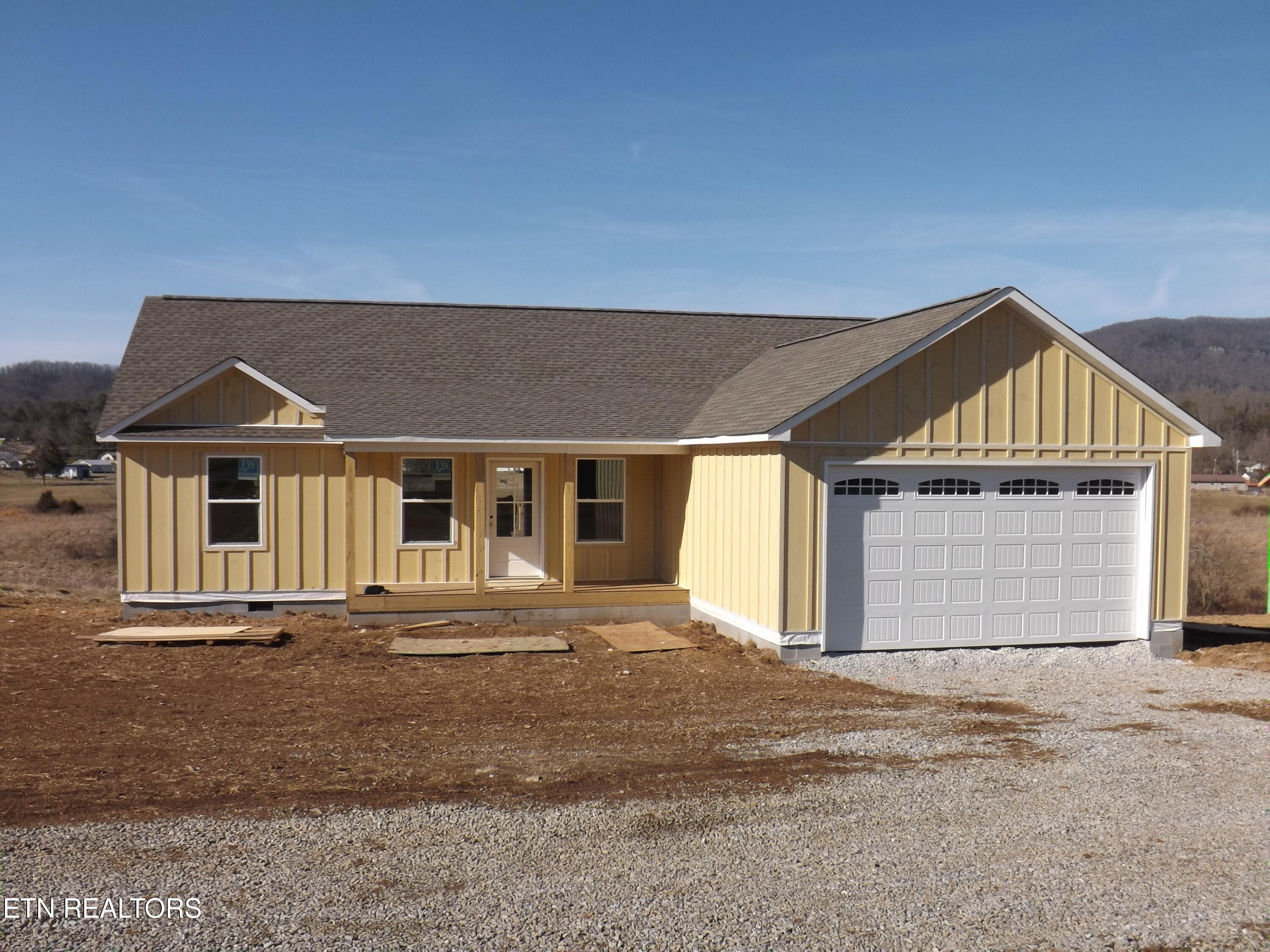 955 Shawanee Road Harrogate, TN 37752 - Photo 5 of 25 DSCF3636