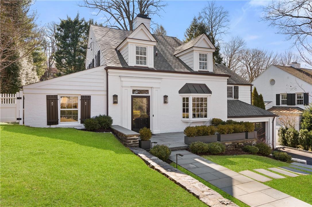 4 Crows Nest Road Bronxville, NY 10708 - Photo 1 of 1