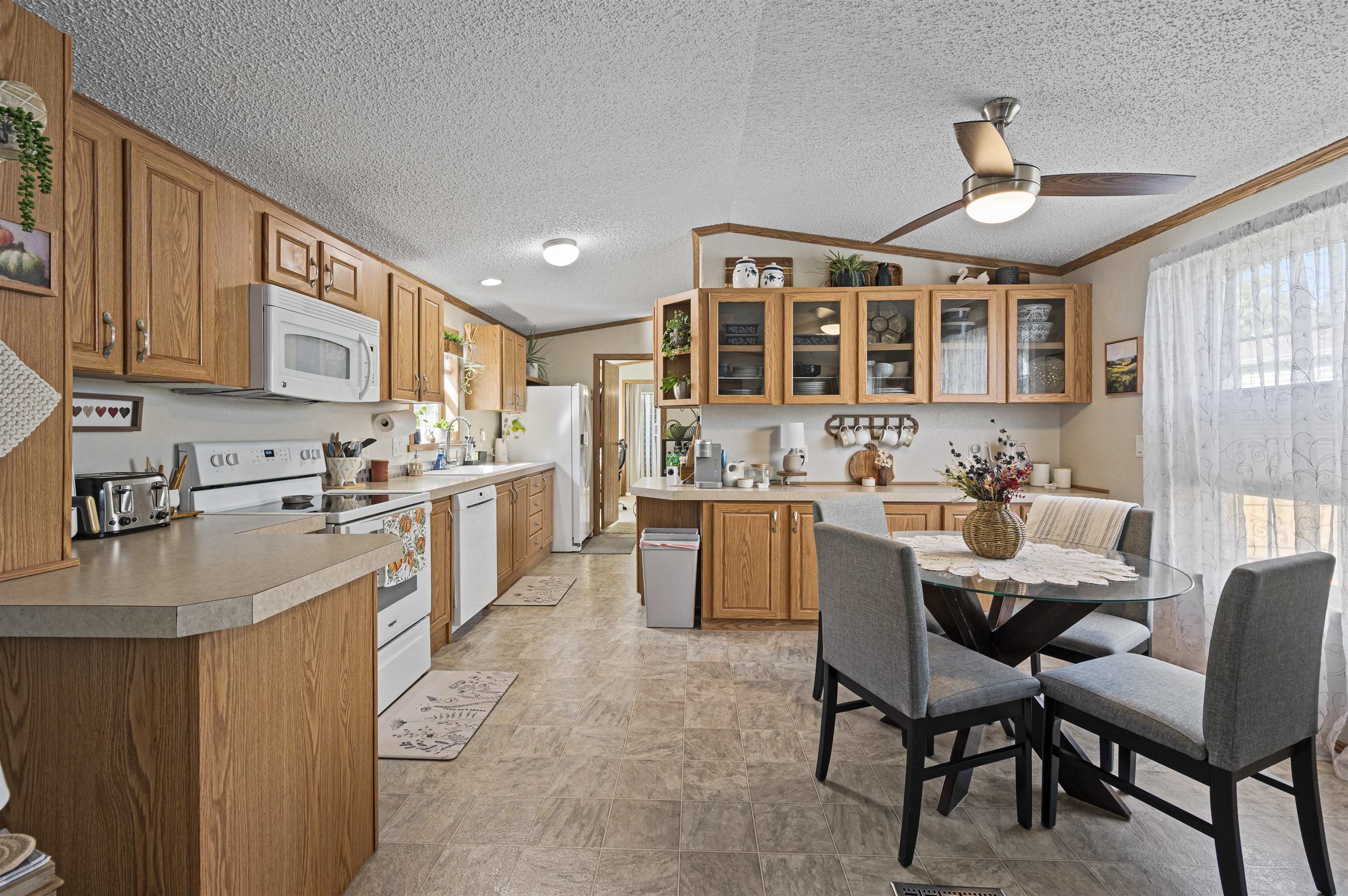 435 32 Road, Unit 145 Clifton, CO 81520 - Photo 8 of 24 Gallery Image 8