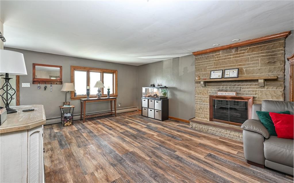 3118 Haberlein Road Gibsonia, PA 15044 - Photo 4 of 46
