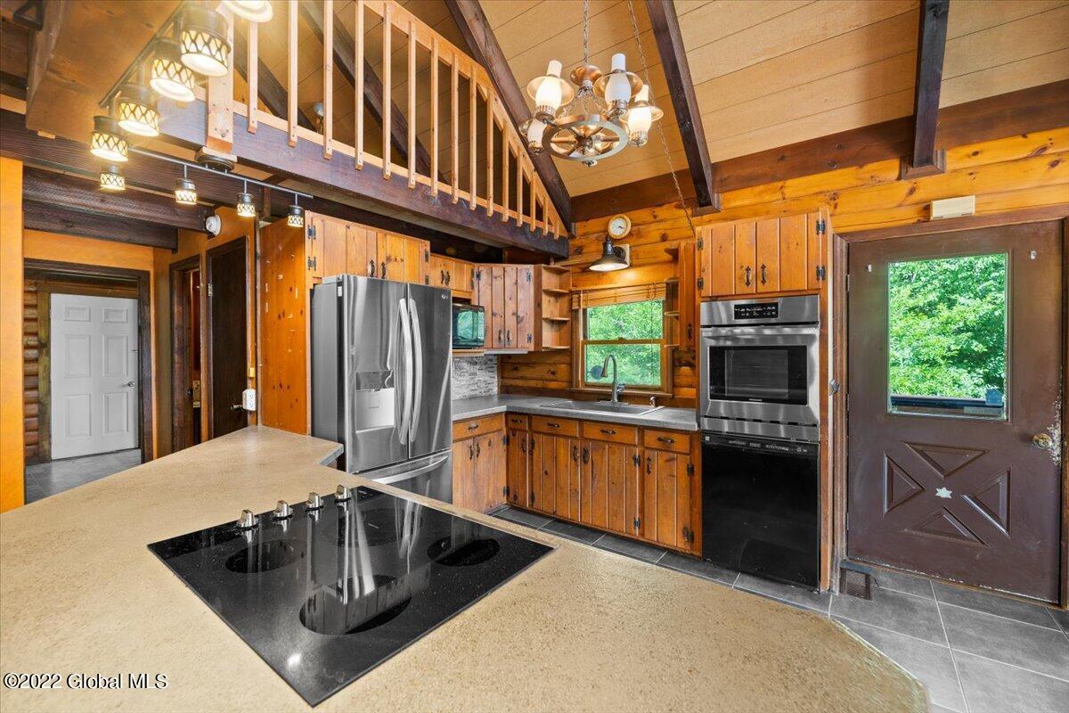 2569 Phillips Road Castleton-on-Hudson, NY 12033 - Photo 16 of 59 Kitchen Open Space