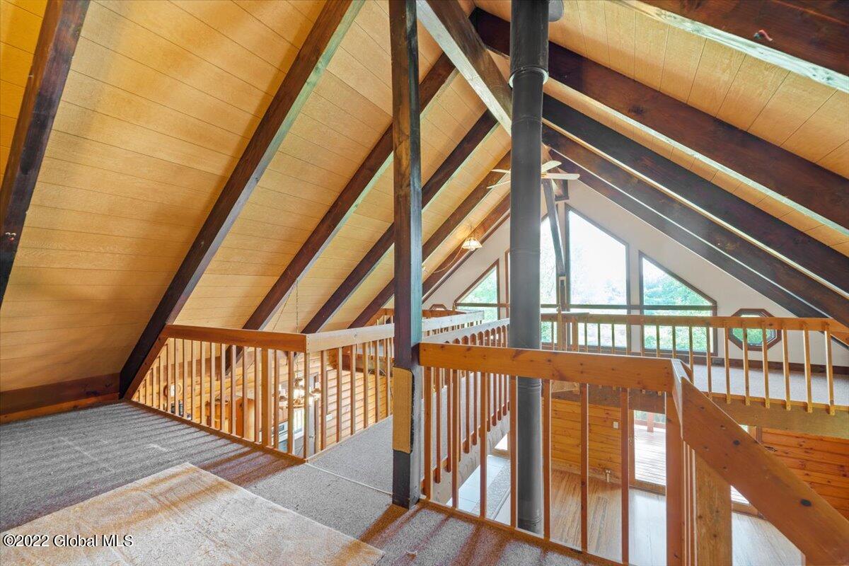 2569 Phillips Road Castleton-on-Hudson, NY 12033 - Photo 26 of 59 2nd Floor Loft