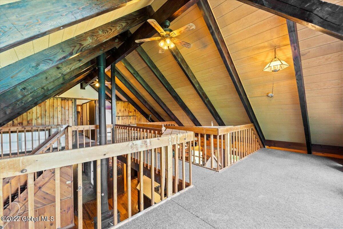 2569 Phillips Road Castleton-on-Hudson, NY 12033 - Photo 27 of 59 2nd Floor Loft