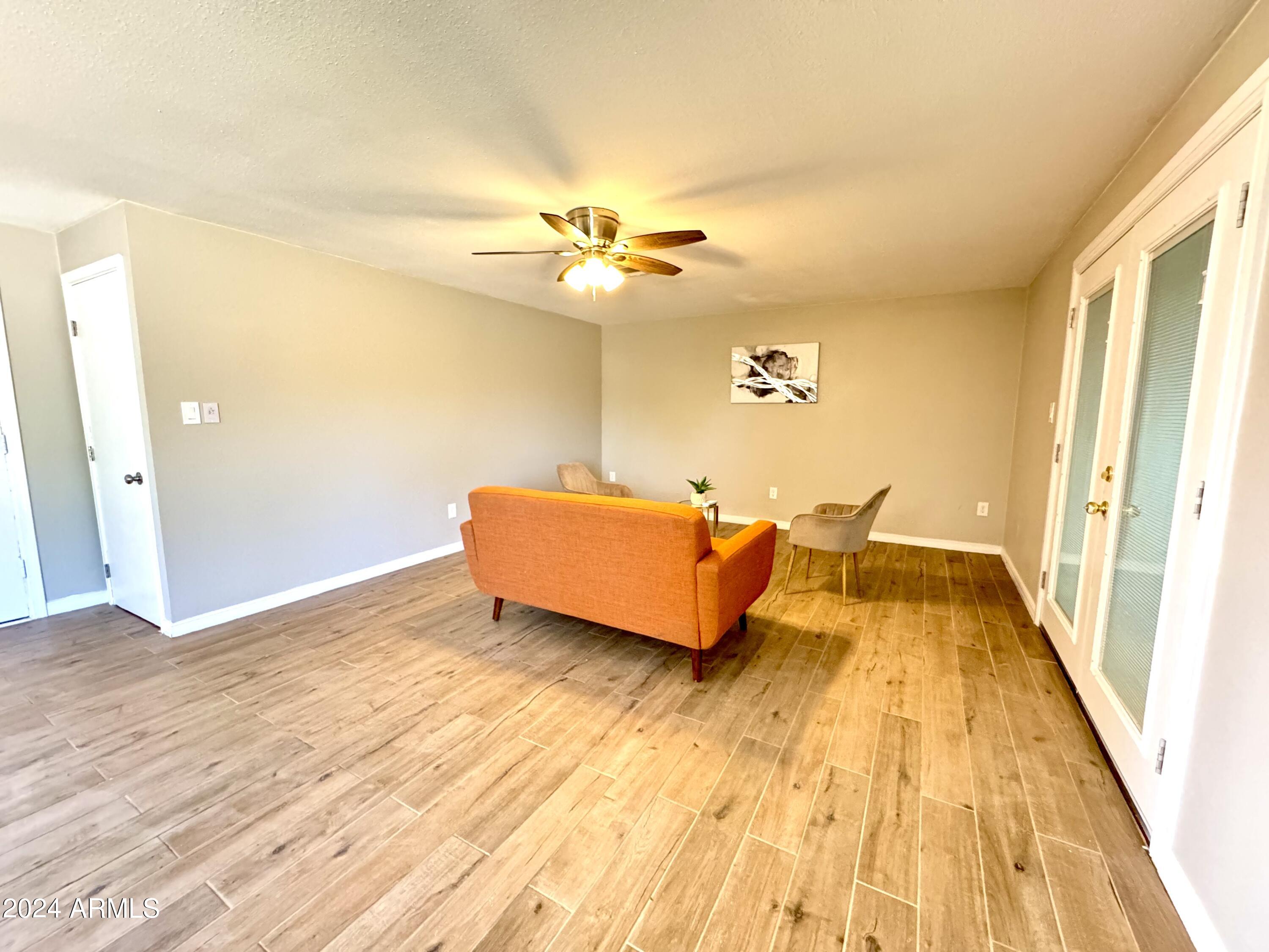 6302 West Monte Vista Road Phoenix, AZ 85035 - Photo 6 of 37 IMG_7257