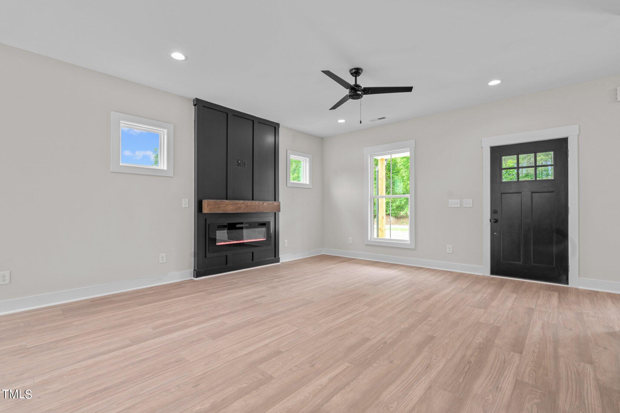 999 Thompson Road Four Oaks, NC 27524 - Photo 6 of 32 19-web-or-mls-DSC01164