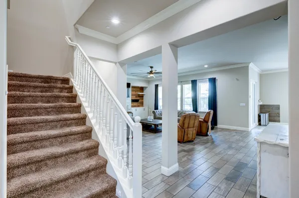 $915,000 | 3211 Salem Avenue, Clovis, CA 93619