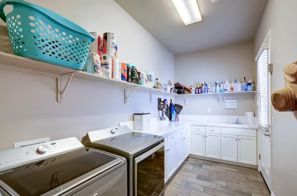 $915,000 | 3211 Salem Avenue, Clovis, CA 93619