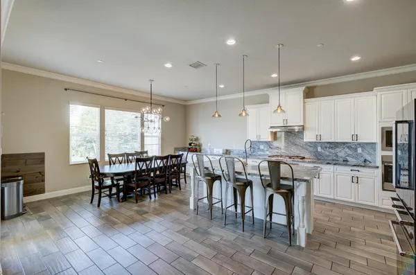 $915,000 | 3211 Salem Avenue, Clovis, CA 93619