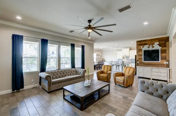 $915,000 | 3211 Salem Avenue, Clovis, CA 93619