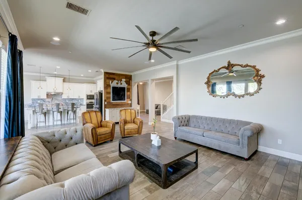 $915,000 | 3211 Salem Avenue, Clovis, CA 93619