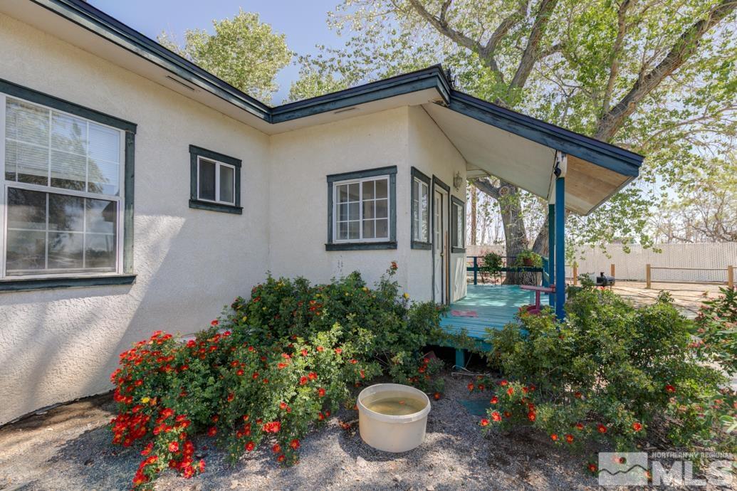 169 Jasper Road Fallon, NV 89406 - Photo 24 of 30 a view of a house with potted plants