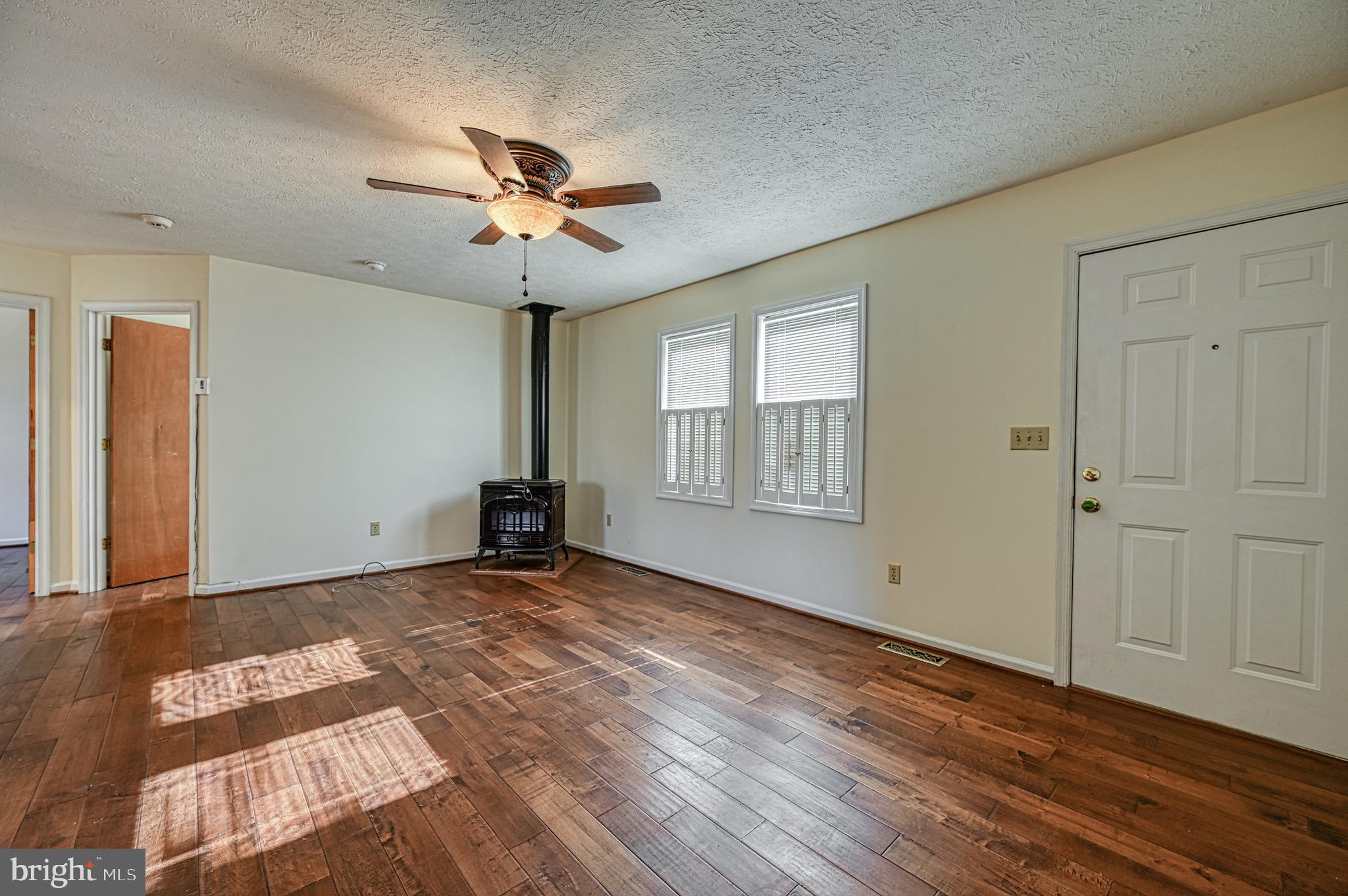 577 Cuckoo Road Louisa, VA 23093 - Photo 8 of 58 LR w/Plantation Shutters