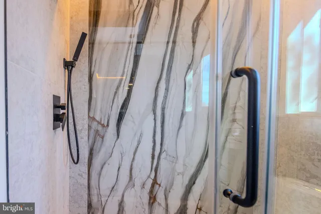 $11,500 | 3500 7th Street North, Arlington, VA 22201