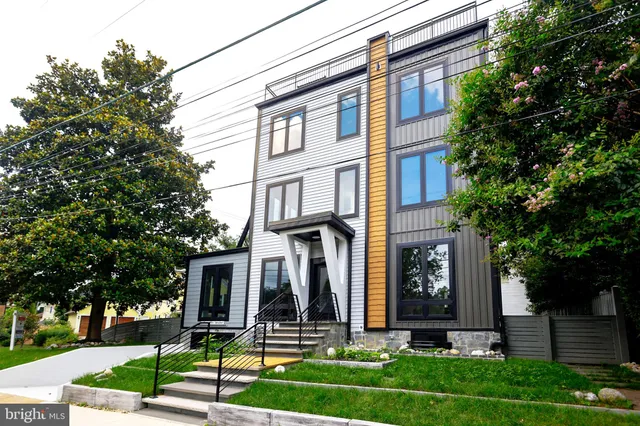 $11,500 | 3500 7th Street North, Arlington, VA 22201