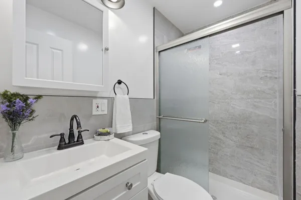 $325,000 | 13 Green Avenue, Westfield, MA 01085