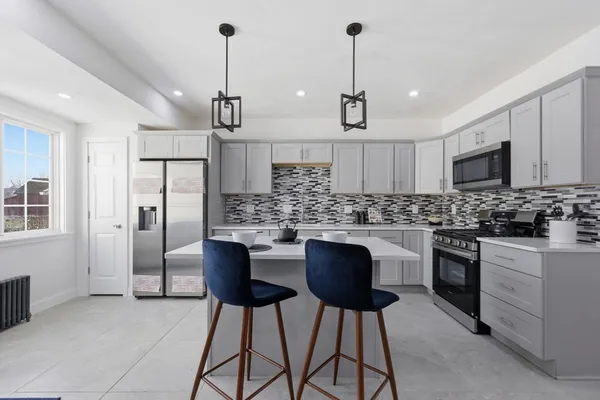 $325,000 | 13 Green Avenue, Westfield, MA 01085