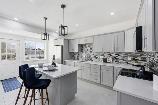 $325,000 | 13 Green Avenue, Westfield, MA 01085