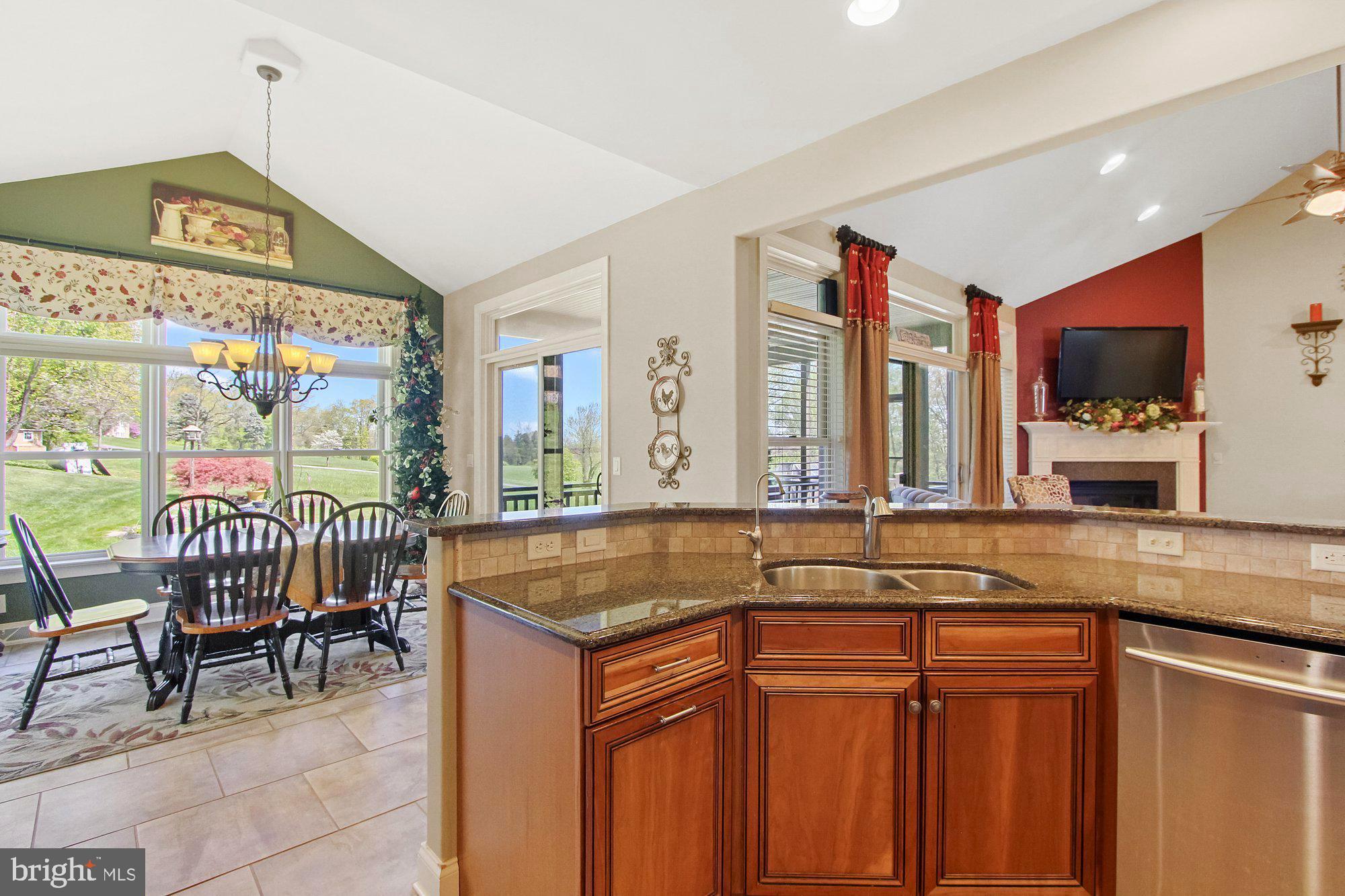 2575 Blackberry Road Dover, PA 17315 - Photo 18 of 49