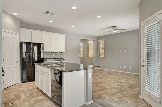 $2,295 | 864 Royal Amethyst Way, Las Vegas, NV 89178