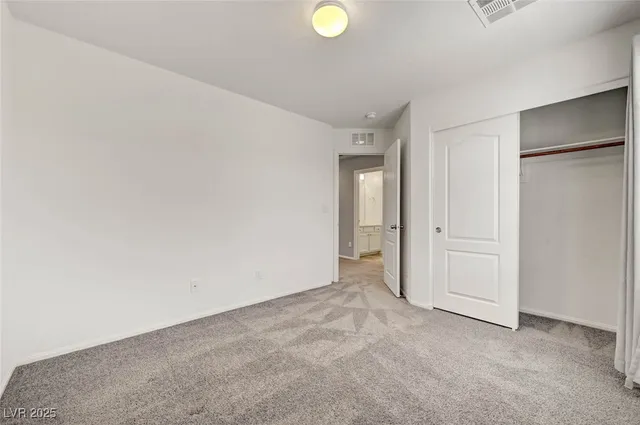 $2,295 | 864 Royal Amethyst Way, Las Vegas, NV 89178