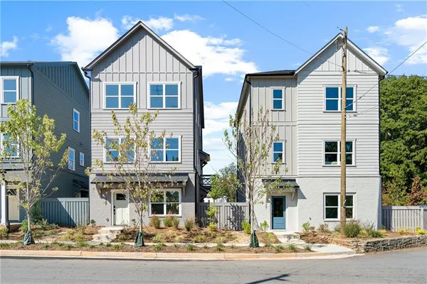 $519,000 | 369 King's Landing, Atlanta, GA 30354