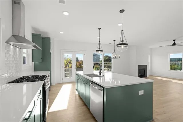 $519,000 | 369 King's Landing, Atlanta, GA 30354