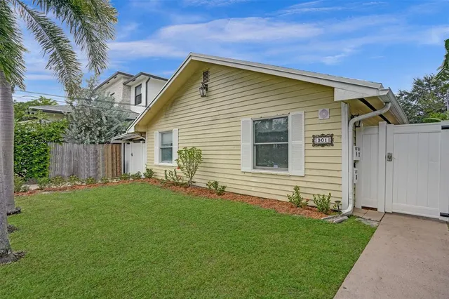 $1,800 | 901 Southeast 14th Court, Unit 3, Fort Lauderdale, FL 33316