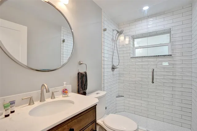 $1,800 | 901 Southeast 14th Court, Unit 3, Fort Lauderdale, FL 33316