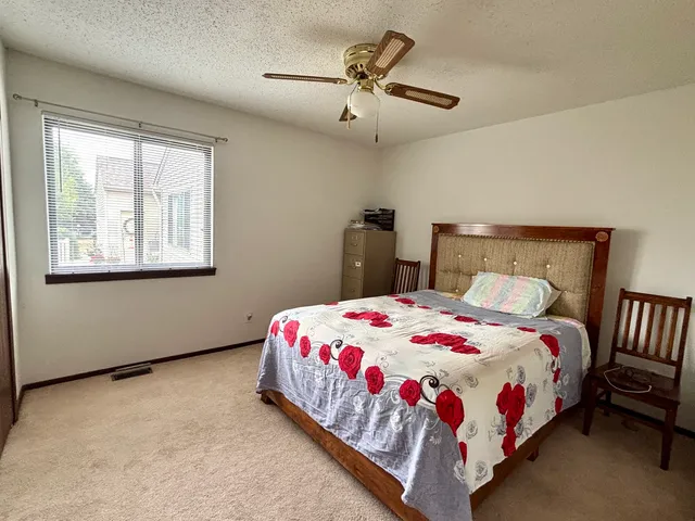 $135,000 | 2416 Heritage Drive, Champaign, IL 61822