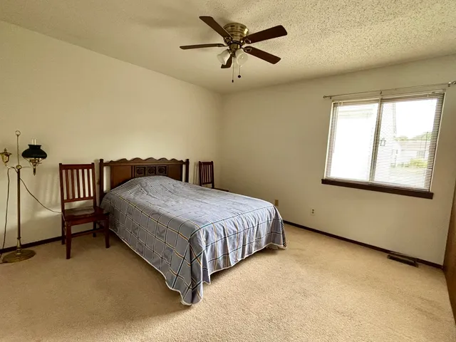 $135,000 | 2416 Heritage Drive, Champaign, IL 61822