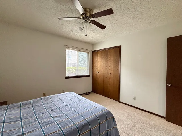 $135,000 | 2416 Heritage Drive, Champaign, IL 61822