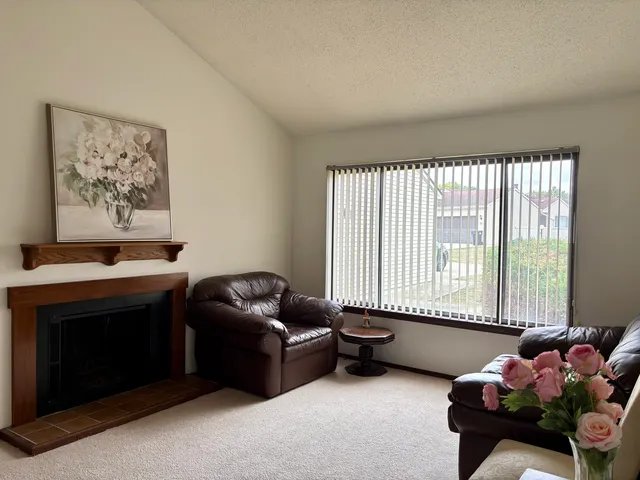 $135,000 | 2416 Heritage Drive, Champaign, IL 61822