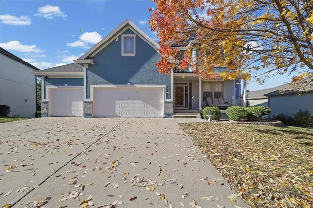 $489,900 | 1205 Wiltshire Boulevard, Raymore, MO 64083