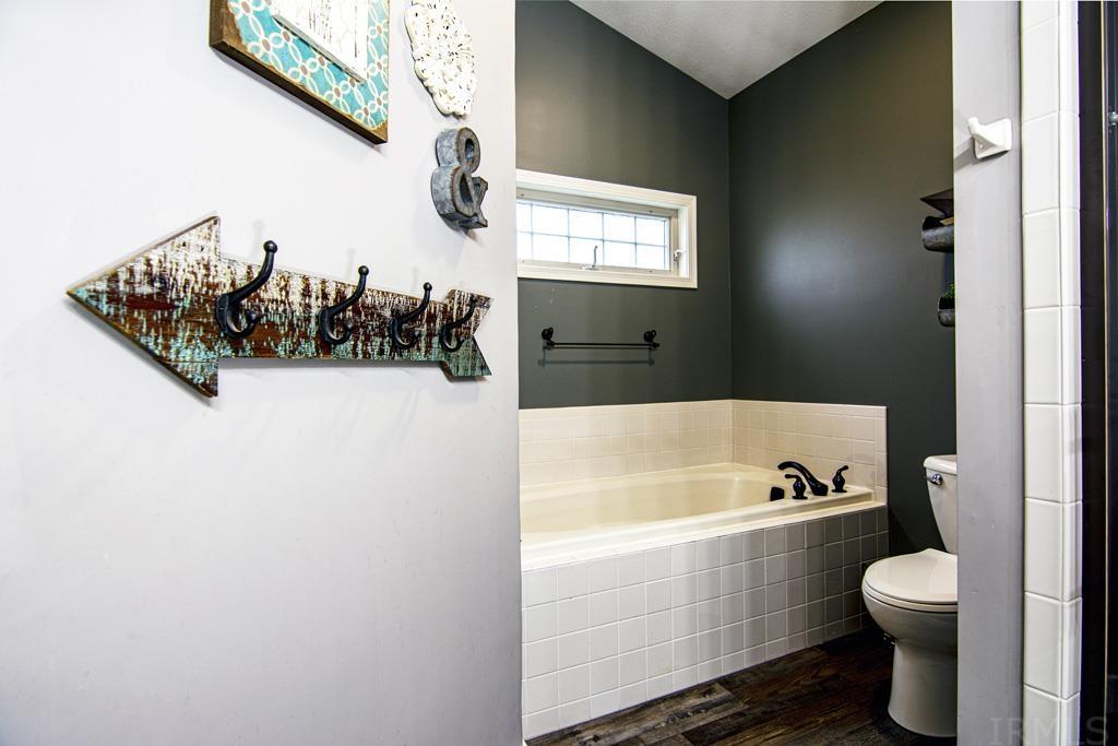 53261 Pine Brook Drive Bristol, IN 46507 - Photo 7 of 35