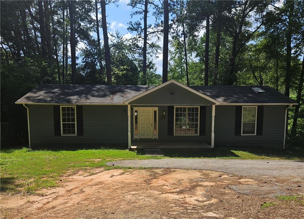387 Lassetter Road Sharpsburg, GA 30277 - Photo 1 of 1 Gallery Image 1
