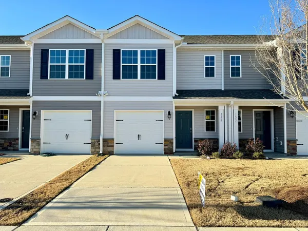 $1,695 | 149 Tributary Way, Fuquay-Varina, NC 27526