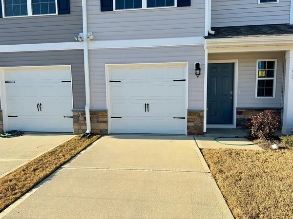 $1,695 | 149 Tributary Way, Fuquay-Varina, NC 27526