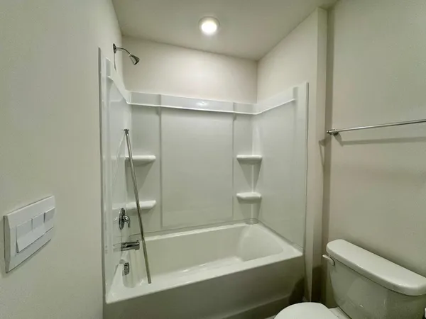 $1,695 | 149 Tributary Way, Fuquay-Varina, NC 27526