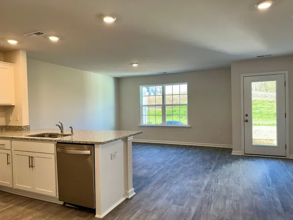 $1,695 | 149 Tributary Way, Fuquay-Varina, NC 27526