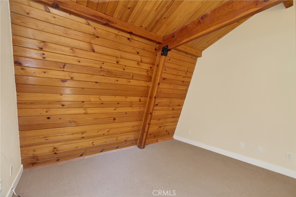 26980 Everest Road Lake Arrowhead, CA 92391 - Photo 31 of 49 a view of an empty room