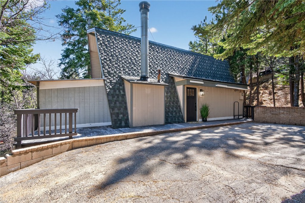 26980 Everest Road Lake Arrowhead, CA 92391 - Photo 47 of 49