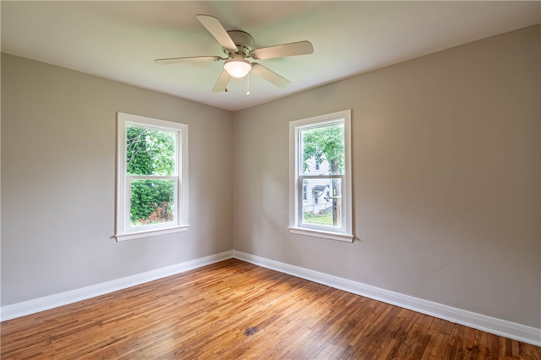 2036 East Dickinson Avenue Decatur, IL 62521 - Photo 6 of 14 Gallery Image 6