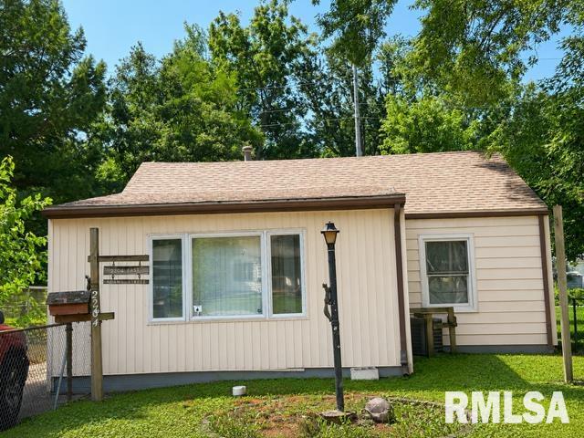 2204 East Adams Street Springfield, IL 62703 - Photo 1 of 13