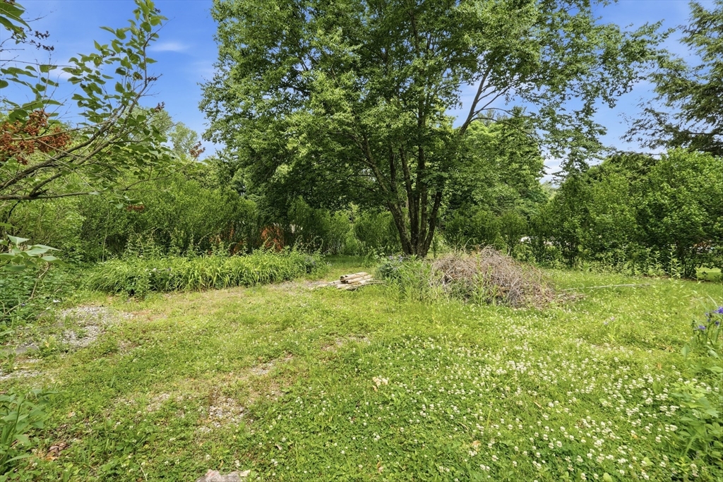 45 Glendale Road Northampton, MA 01062 - Photo 29 of 34